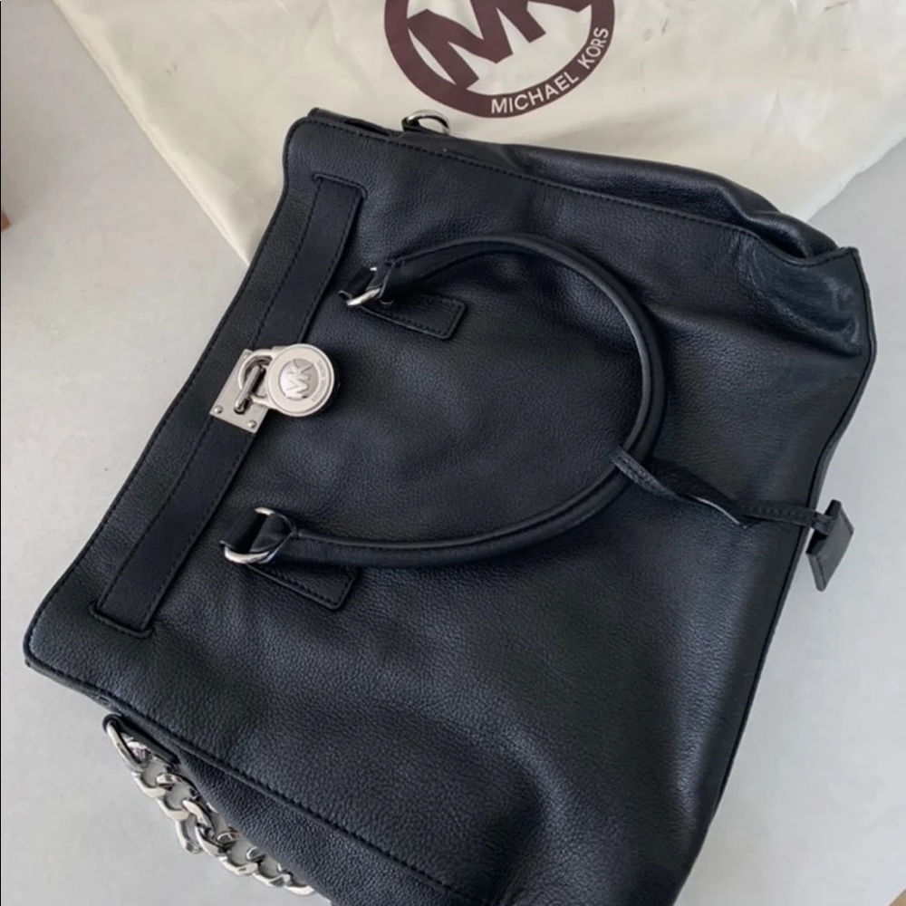 Michael Kors Black Hamilton large silver lock